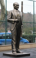 280 cm Sivil Kıyafetli Atatürk Heykeli Satışı