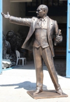 281 cm Elinde Kitap Tutan Atatürk Heykeli Fiber