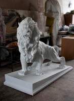 Aslan Heykeli 155 cm yükseklik 200 cm genişlik fib