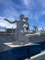 Antalya_Sueno_Delux_Otel_Fiber_Siren_Heykeli_Fiber